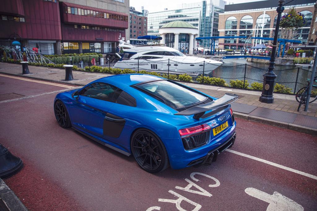 AUDI R8 V10 GEN 2 CARBON FIBRE SIDE SKIRTS - CT CARBON - Image 3