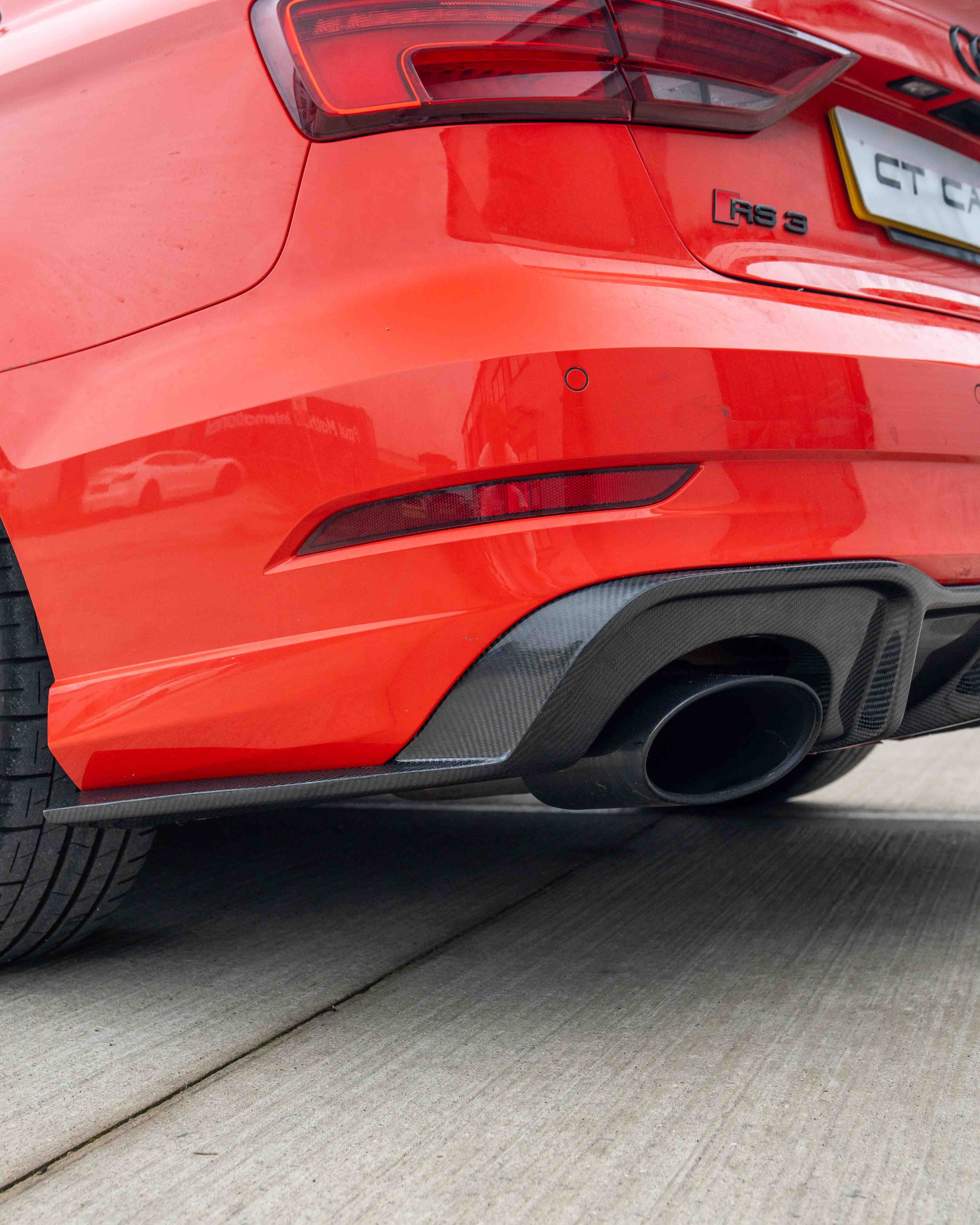 AUDI RS3 8V SALOON REAR CARBON DIFFUSER WITH DTM LIGHT - Image 10