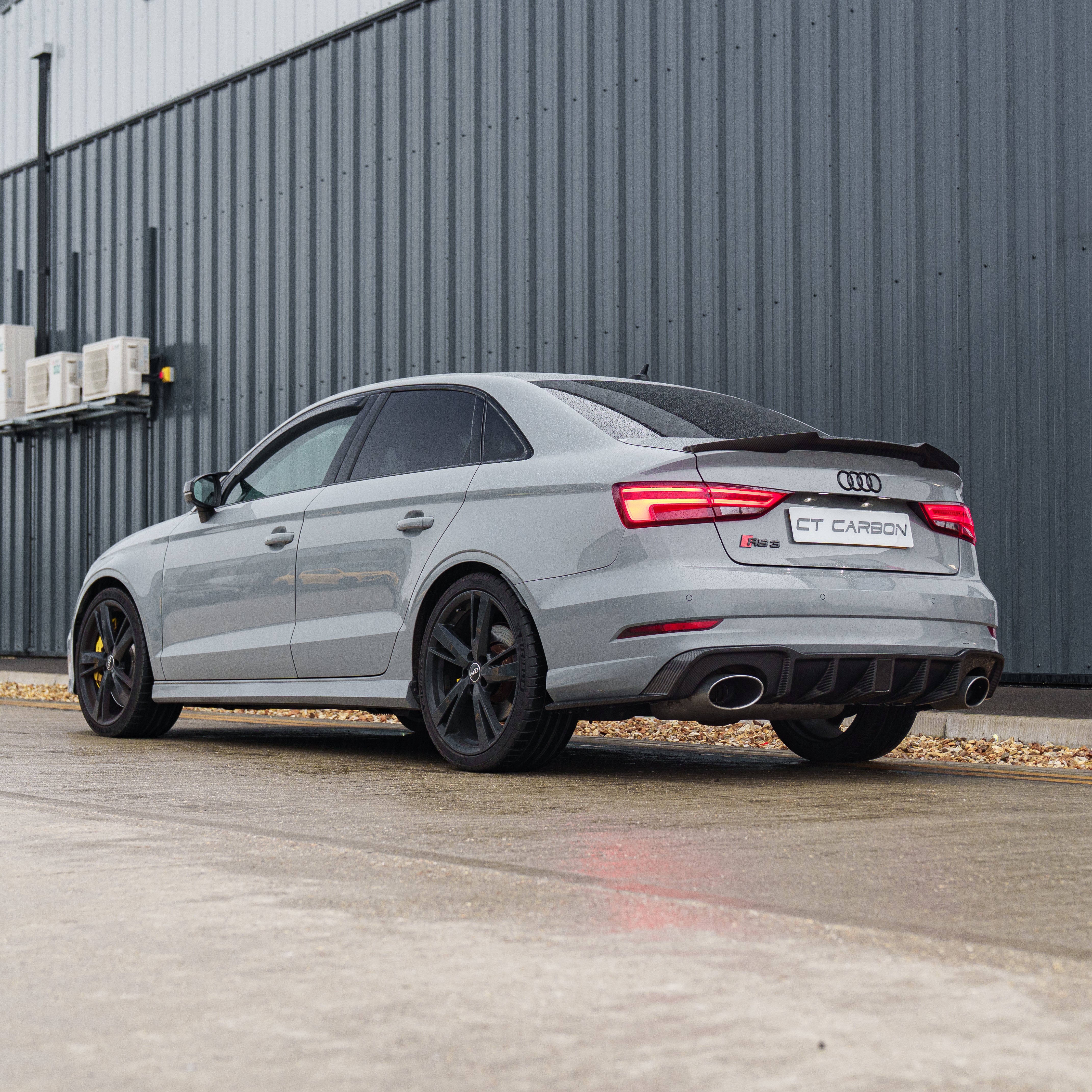 AUDI RS3 8V SALOON REAR CARBON DIFFUSER WITH DTM LIGHT - Image 4