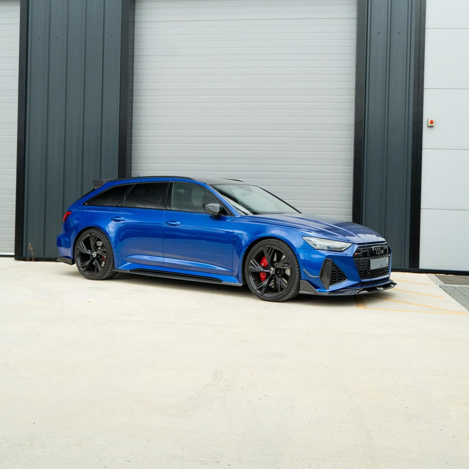 AUDI RS6 AVANT FULL CARBON FIBRE KIT - CT DESIGN V2 - Image 3