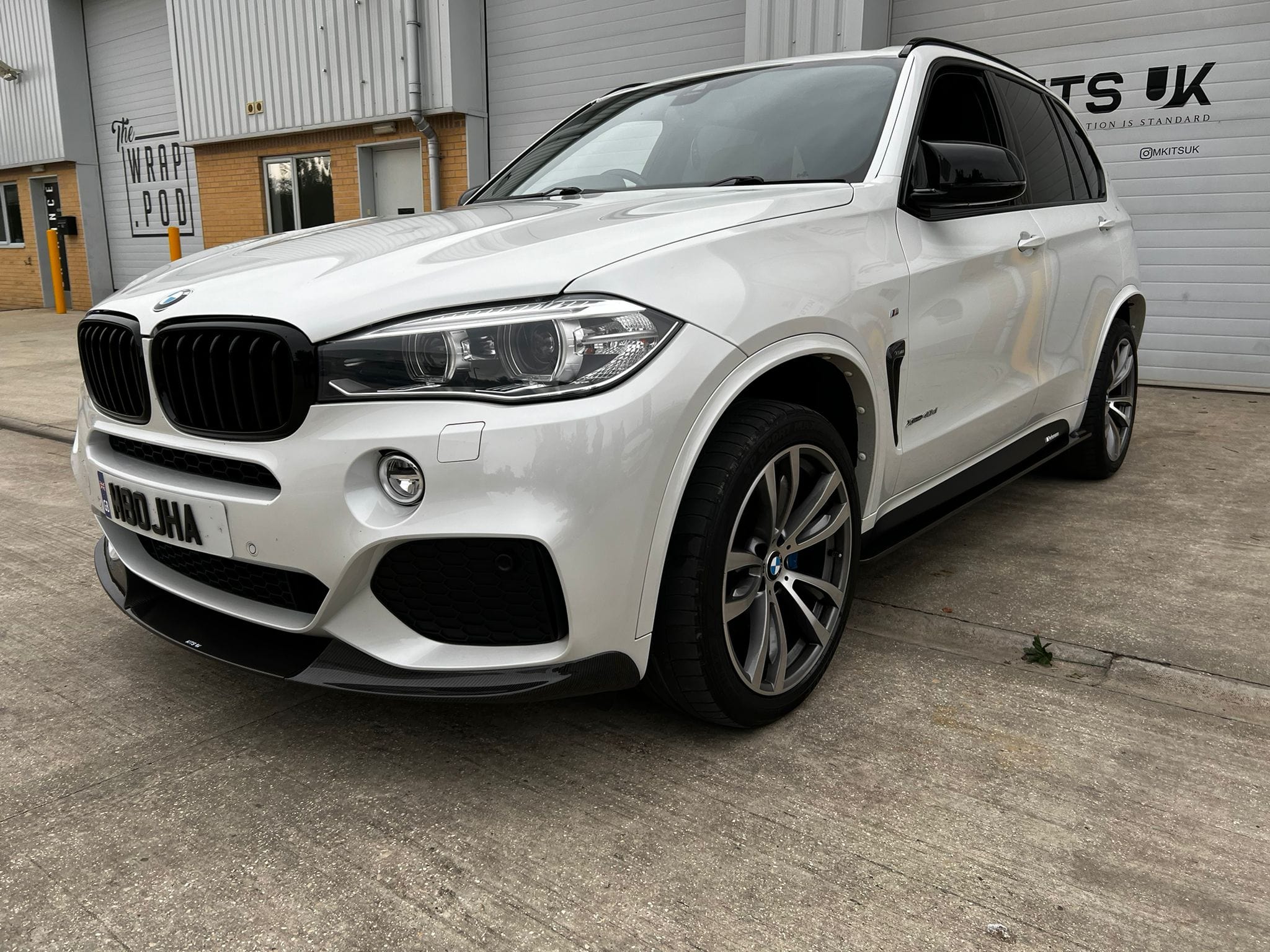BMW F15 X5 2013-2018 PRE LCI CARBON FIBRE SPLITTER - MP STYLE - Image 3