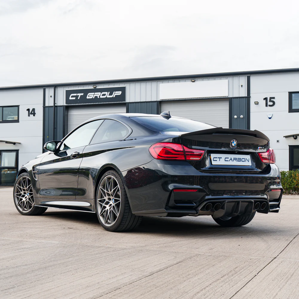 BMW M4 F82 CARBON FIBRE SPOILER - V STYLE - Image 4