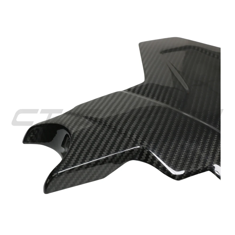 BMW F90 M5 & F91/92/93 M8 2018-2026 CARBON FIBRE LOWER ENGINE BAY COVER - Image 4