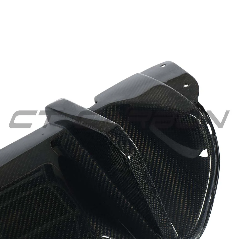 BMW F90 M5 SALOON FULL CARBON FIBRE KIT - V1 - Image 17