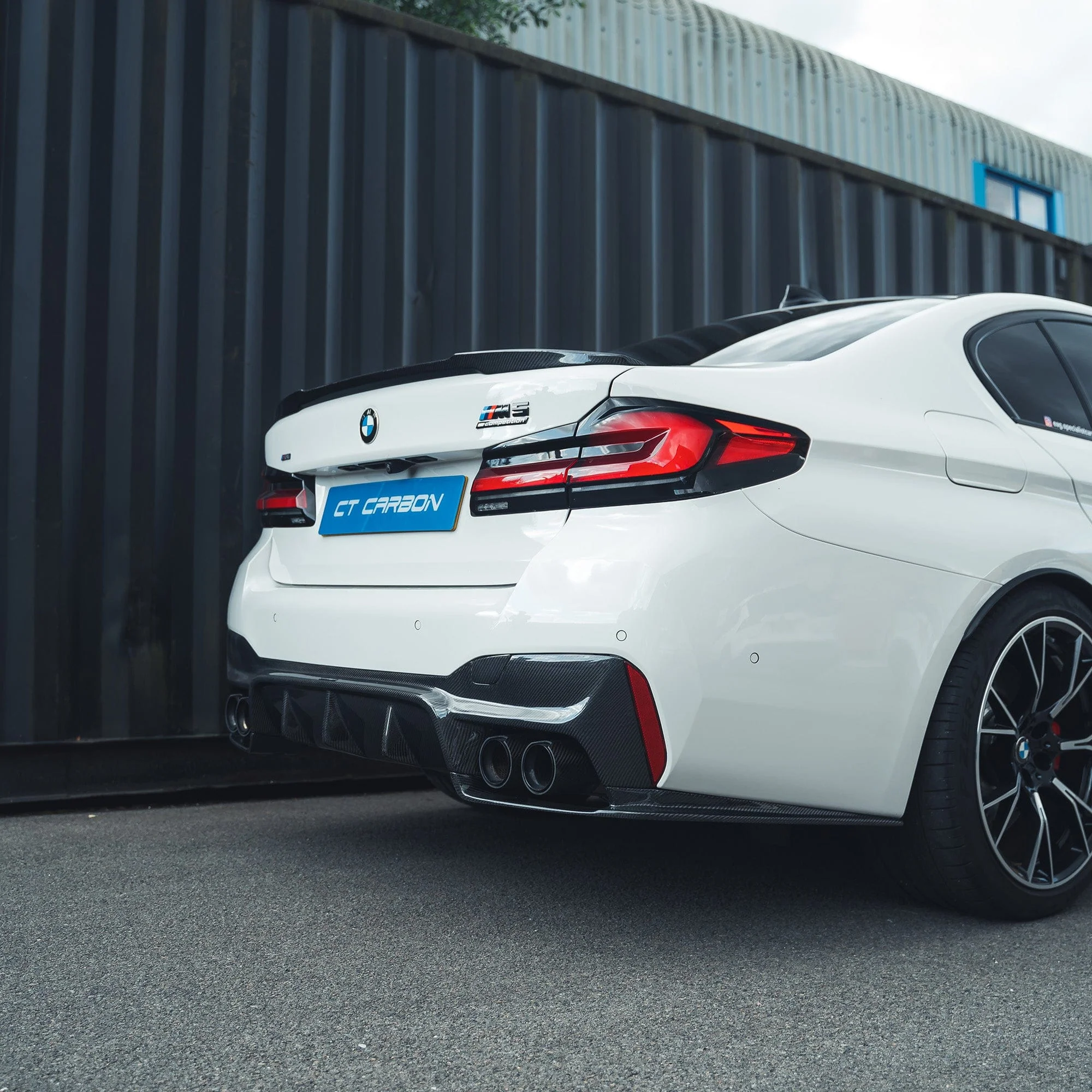 BMW F90 M5 PRE LCI CARBON FIBRE DIFFUSER - 3D STYLE - Image 4