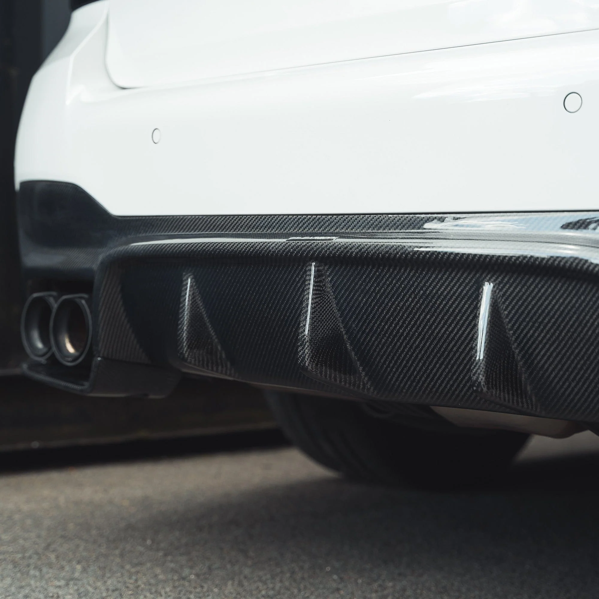 BMW F90 M5 PRE LCI CARBON FIBRE DIFFUSER - 3D STYLE - Image 6