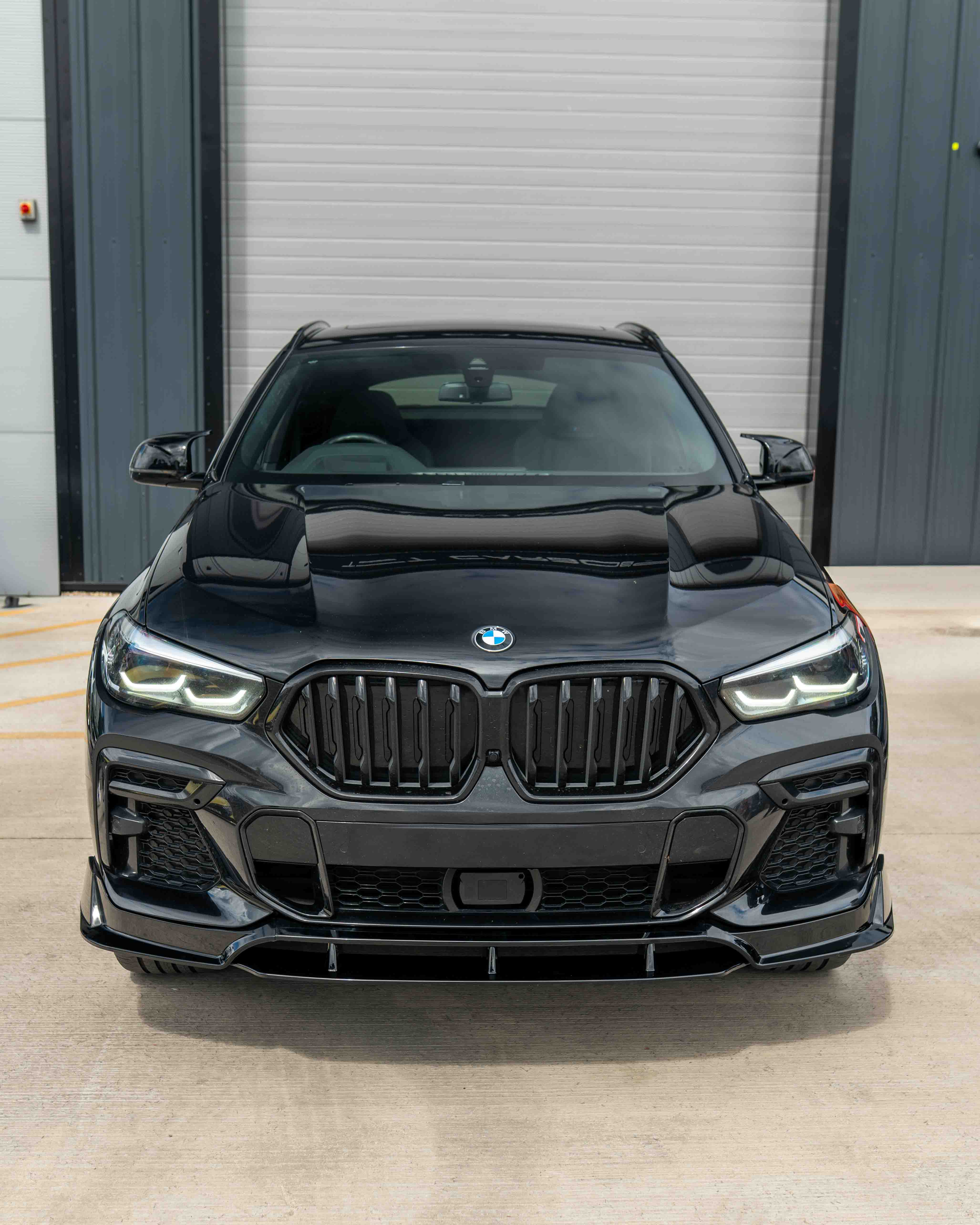 BMW G06 X6 PRE-LCI 2020-2024 FULL GLOSS BLACK KIT - Image 4