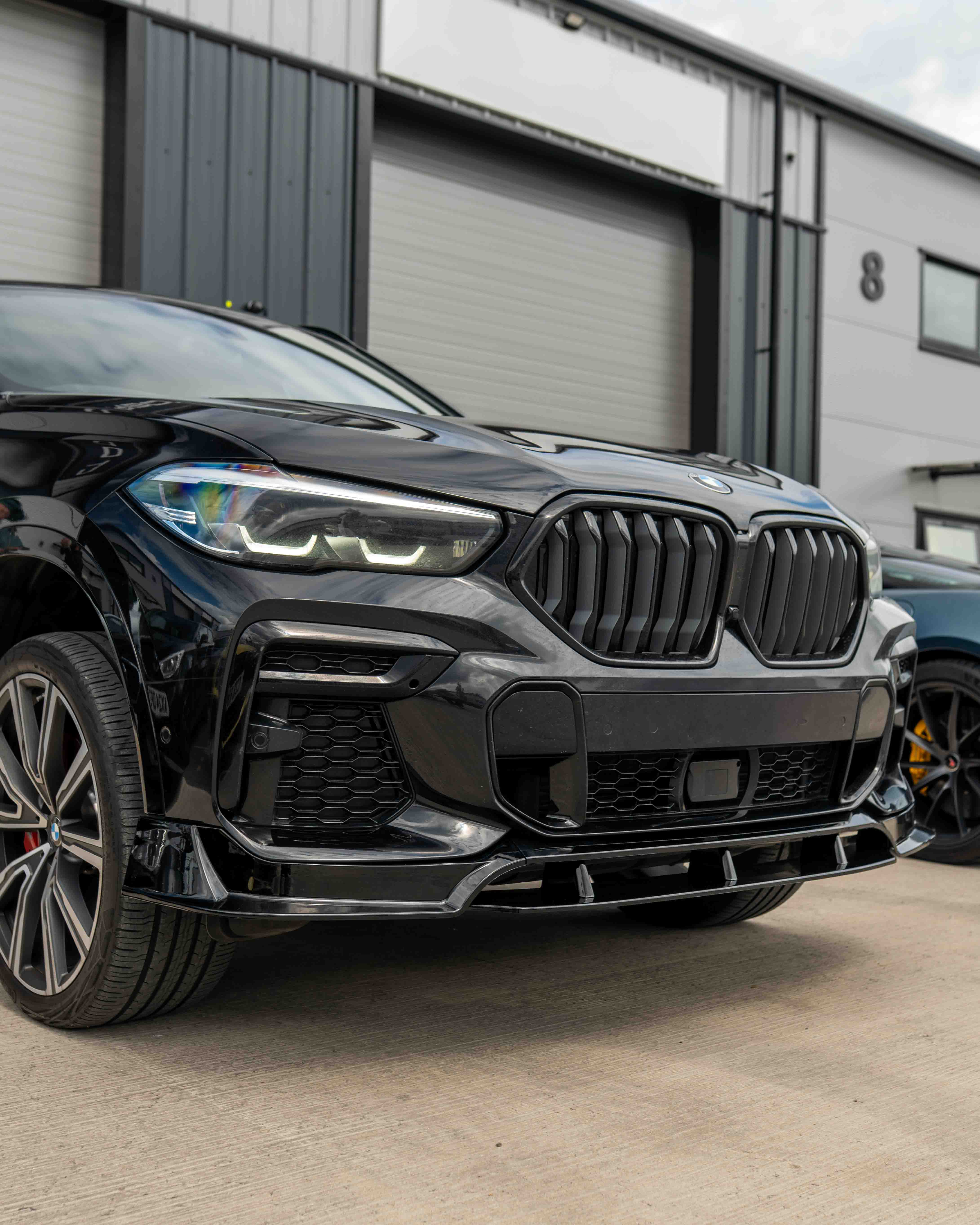 BMW G06 X6 PRE-LCI 2020-2024 FULL GLOSS BLACK KIT - Image 5