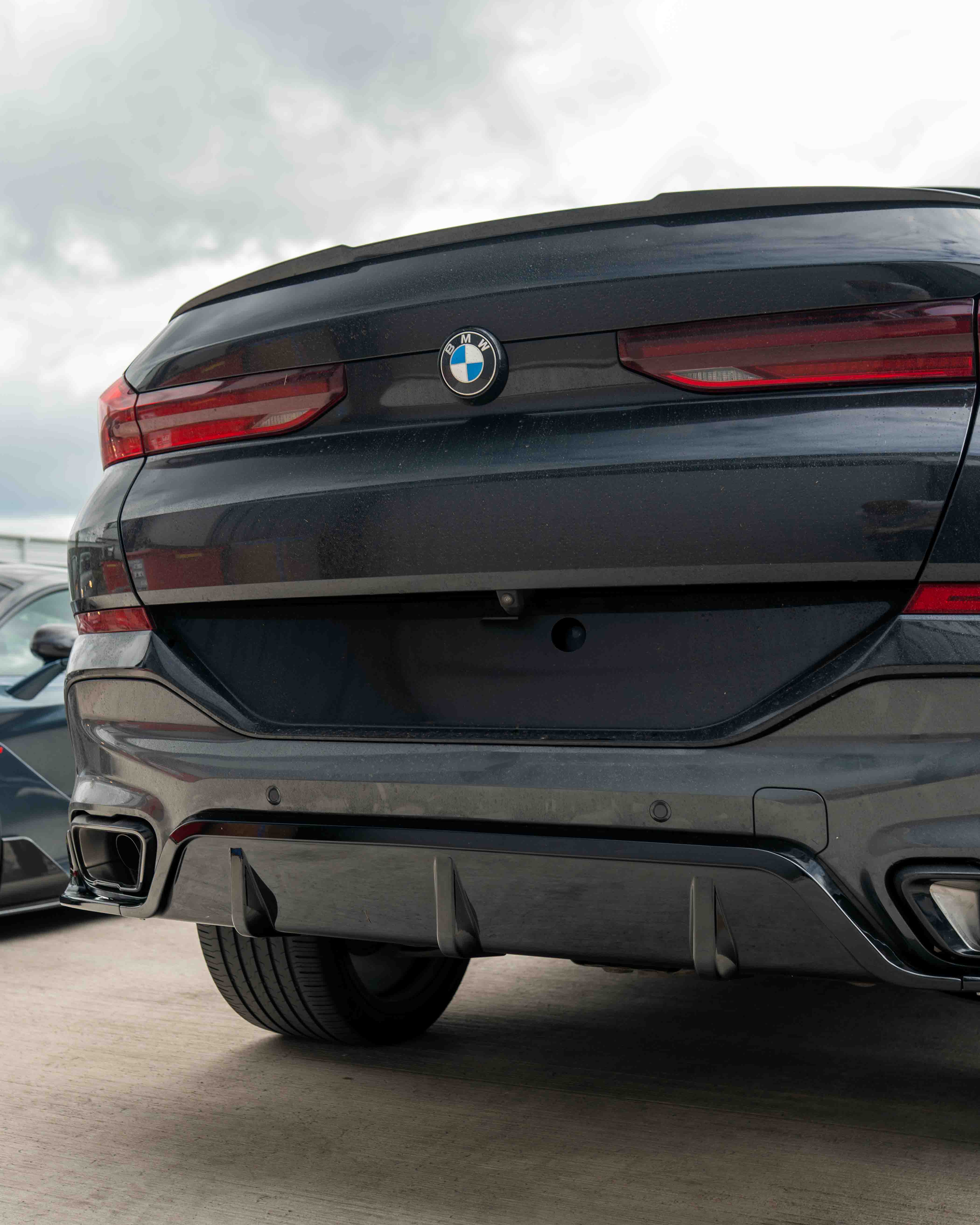 BMW G06 X6 PRE-LCI 2020-2024 FULL GLOSS BLACK KIT - Image 9