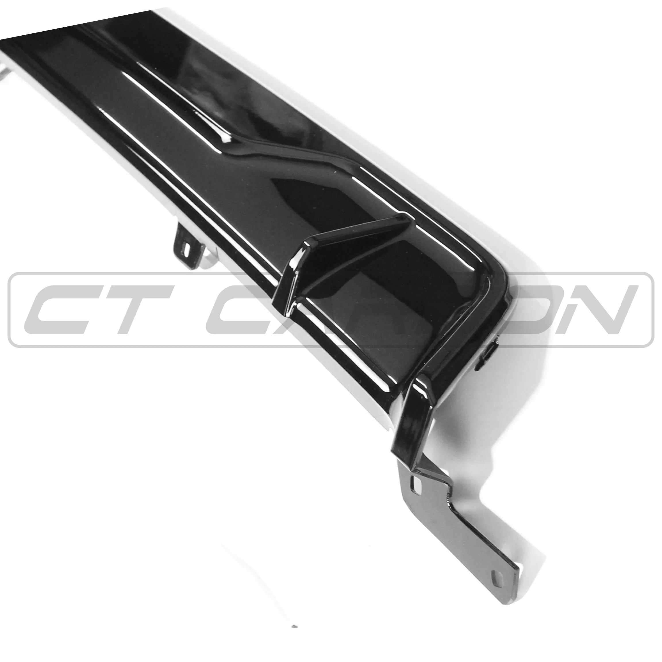 BMW G20/G21 3 SERIES GLOSS BLACK DIFFUSER - MP STYLE (QUAD TIPS) - Image 4