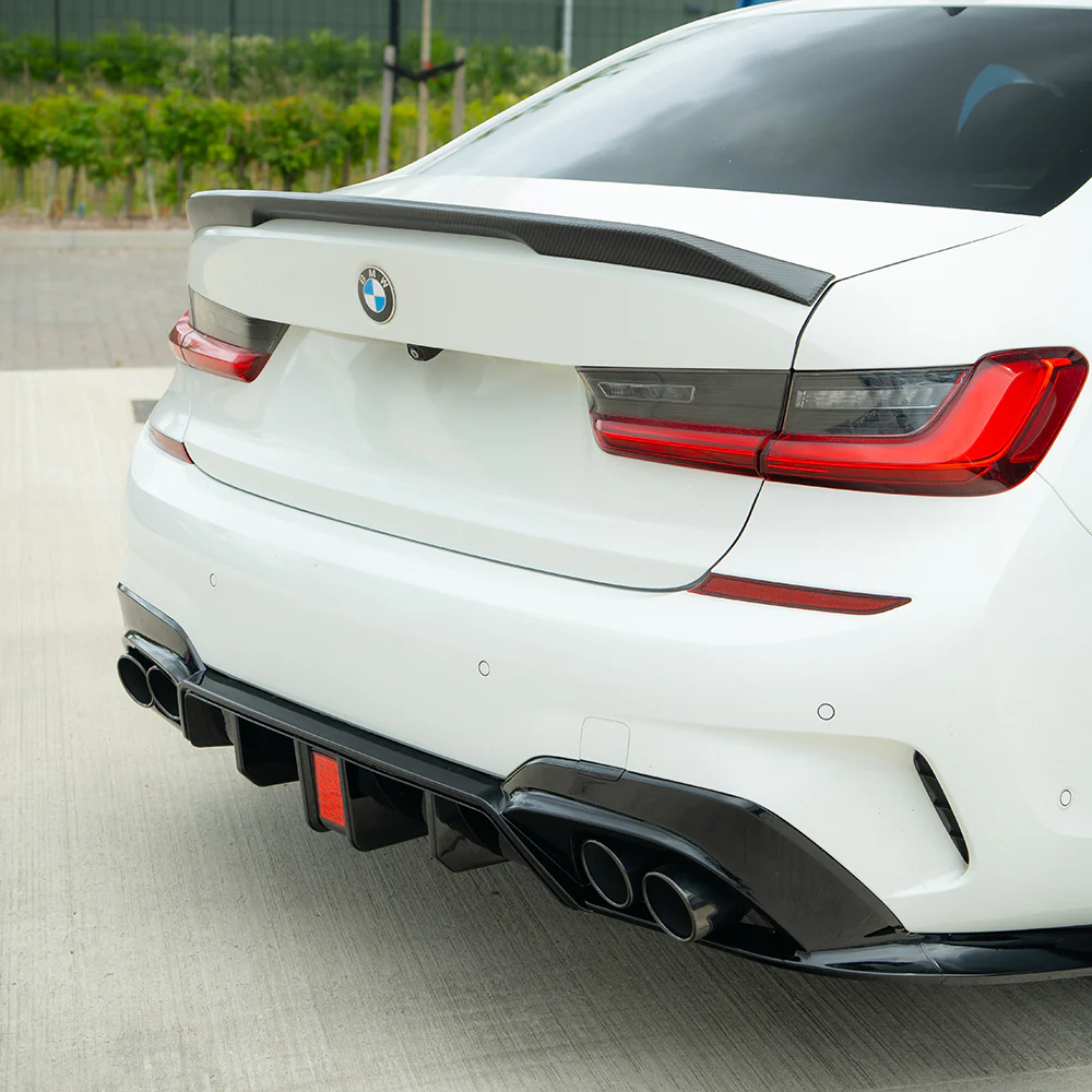 BMW G20/G21 3 SERIES 2019-2022 PRE LCI GLOSS LED BLACK DIFFUSER WITH TIPS - Image 3