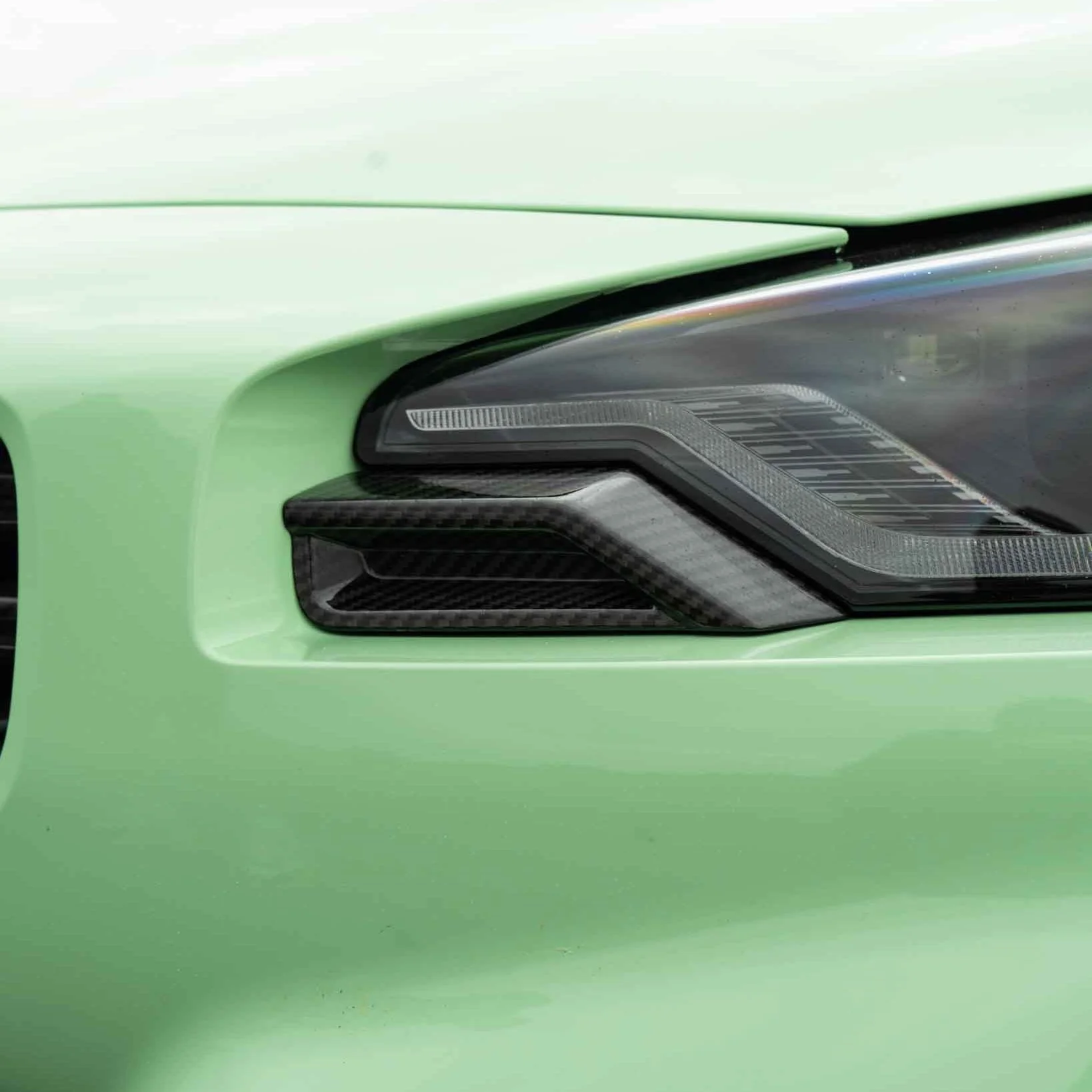 BMW G87 M2 CARBON FIBRE FRONT HEAD LIGHT ADD ON - CT DESIGN - Image 9