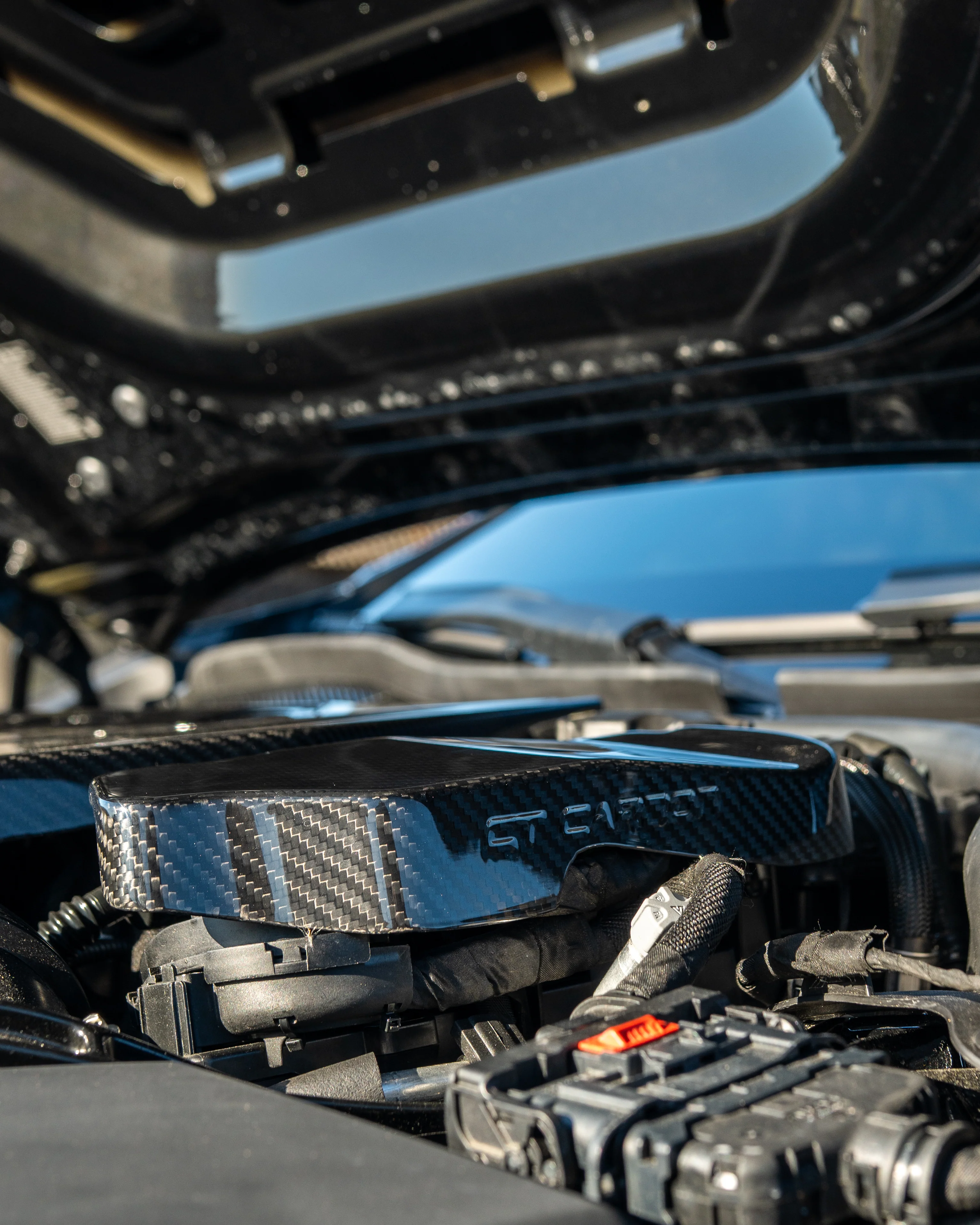BMW G90/G99 M5 2024+ CARBON FIBRE ENGINE BAY COVERS - Image 3