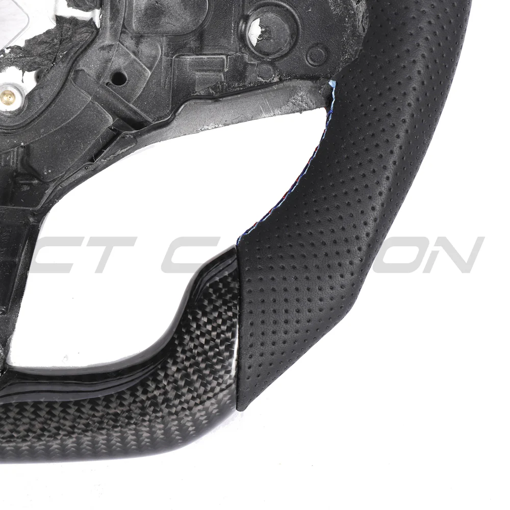 BMW GXX CARBON FIBRE / LEATHER / LED FLAT BOTTOM CUSTOM STEERING WHEEL - Image 6