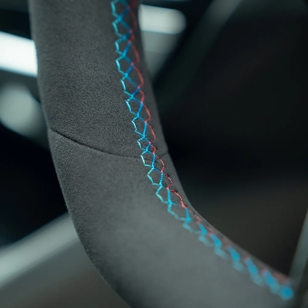 BMW GXX LCI ALCANTARA FLAT BOTTOM CUSTOM STEERING WHEEL - Image 4