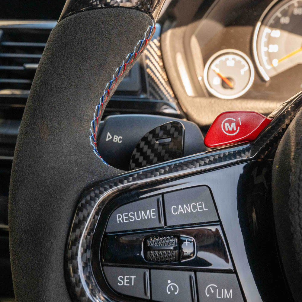 BMW GXX LCI CARBON FIBRE / ALCANTARA FLAT BOTTOM CUSTOM STEERING WHEEL - Image 2