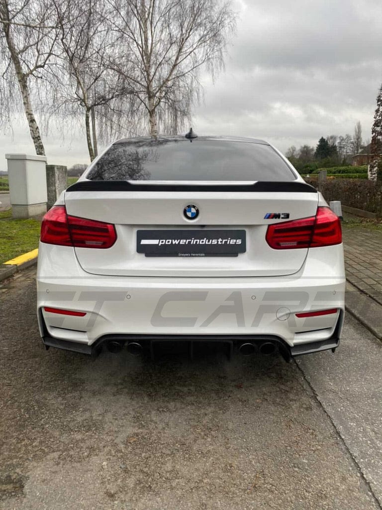 BMW M3 F80 FULL CARBON FIBRE KIT - V1 - Image 5