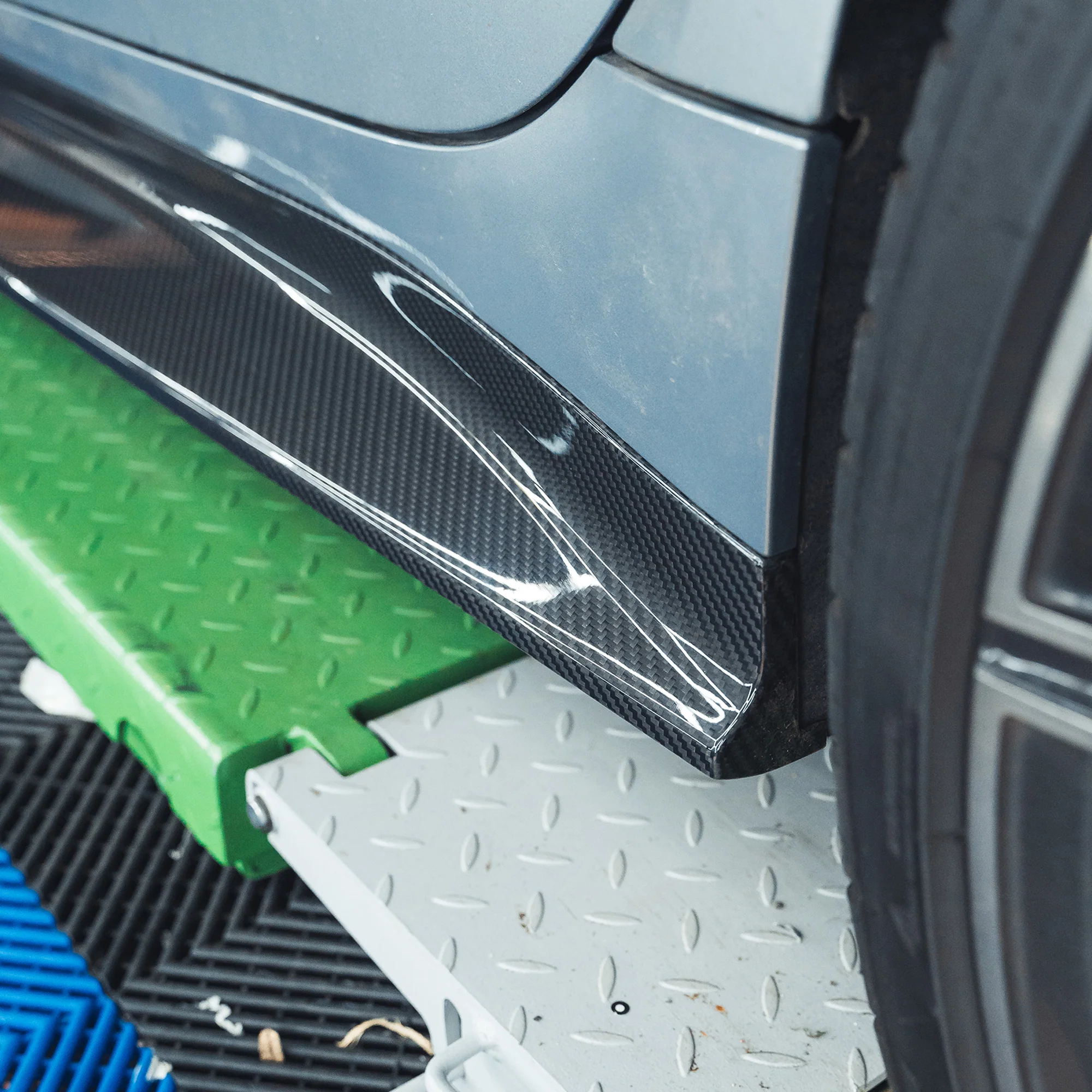 BMW M3 G80/G81 CARBON FIBRE SIDE SKIRT REPLACEMENT - V5 - Image 5