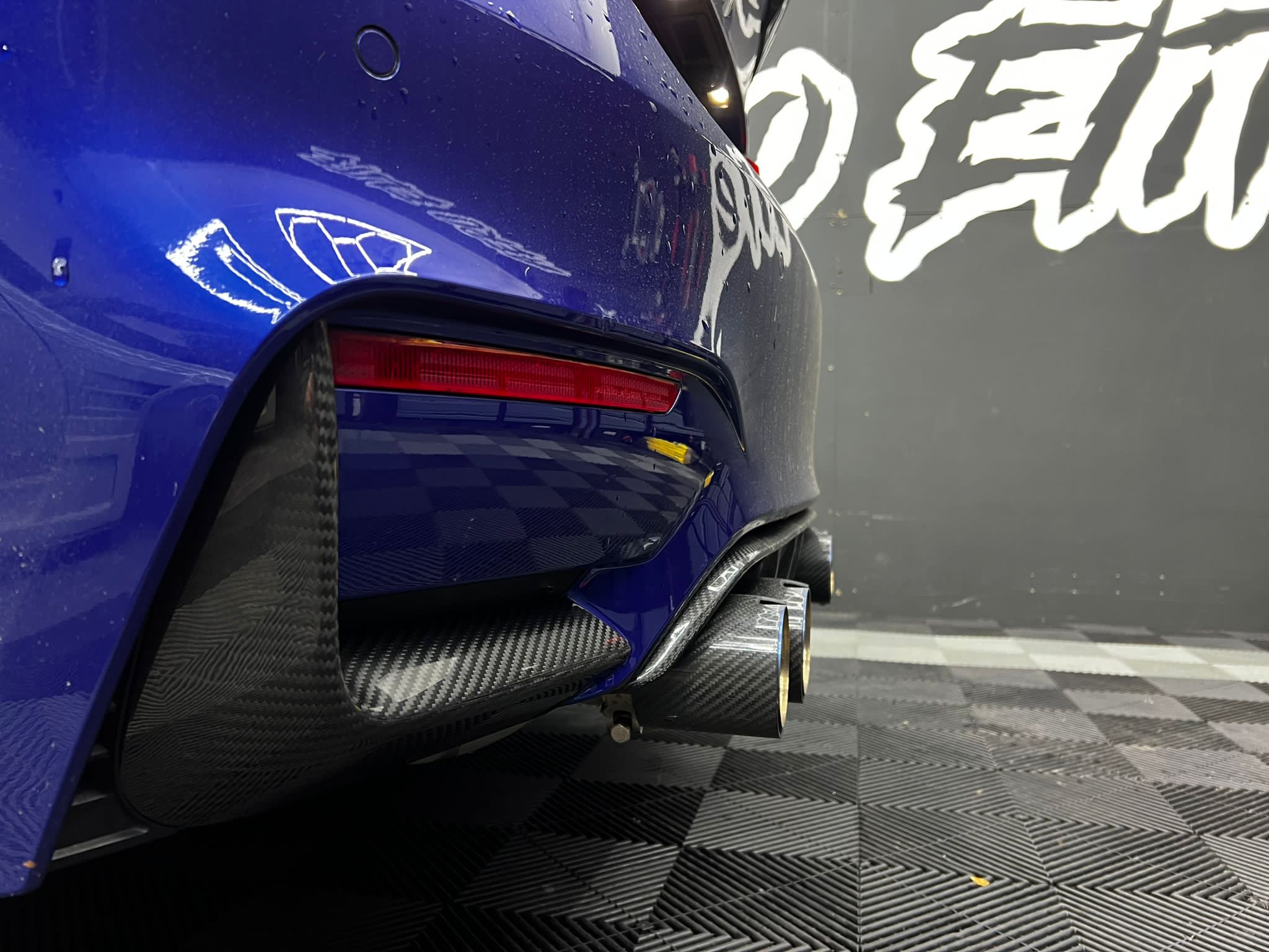 BMW M3 & M4 F80 F82 F83 REAR CARBON FIBRE BUMPER CANARDS - Image 4