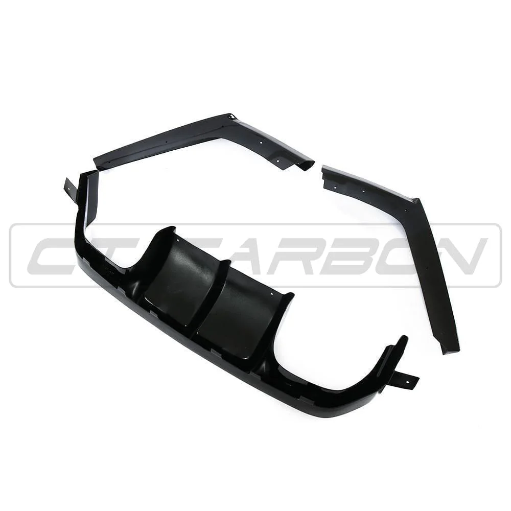 BMW M4 (F82) COUPE FULL GLOSS BLACK KIT - Image 27