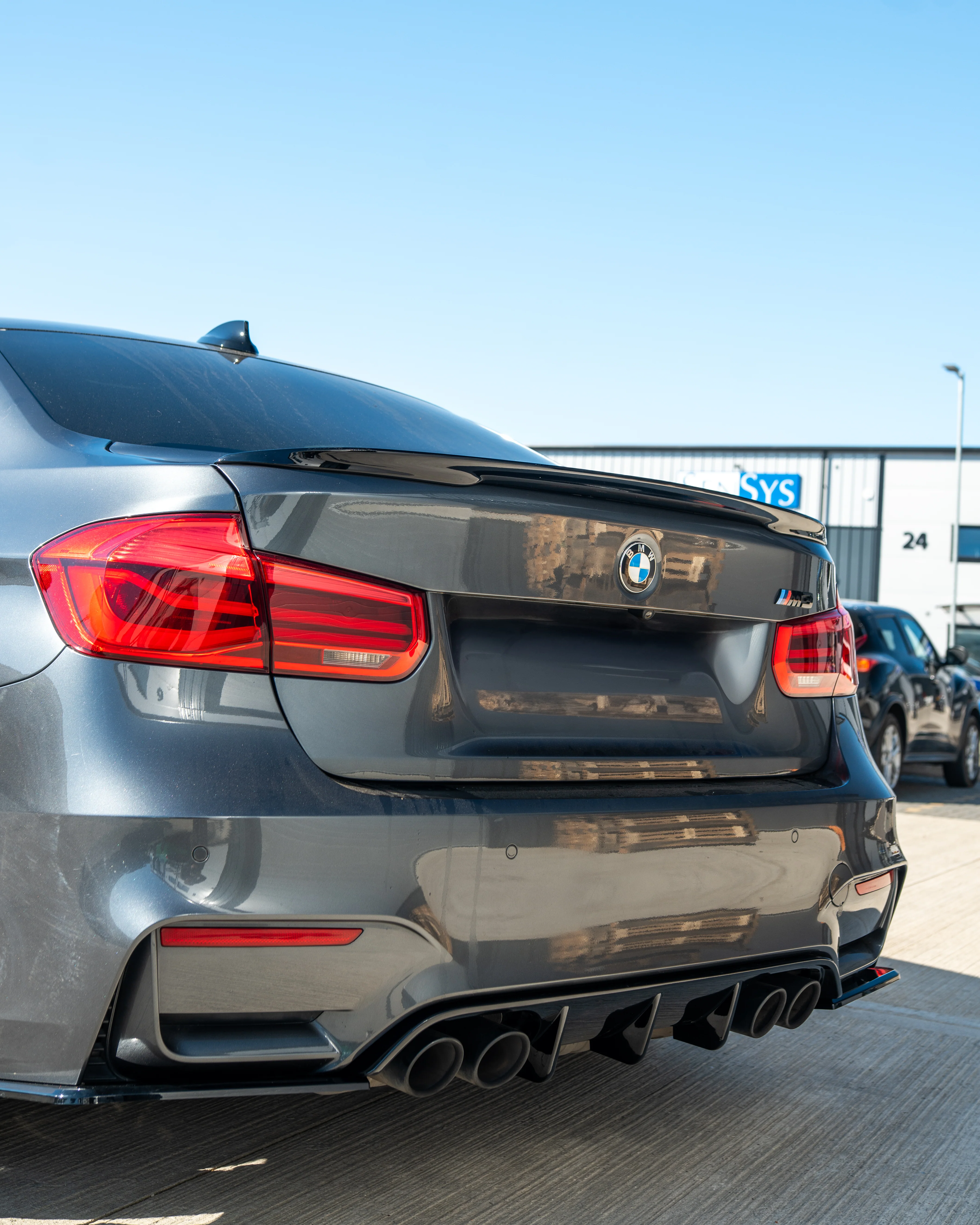 BMW M3 (F80) FULL GLOSS BLACK KIT - Image 12