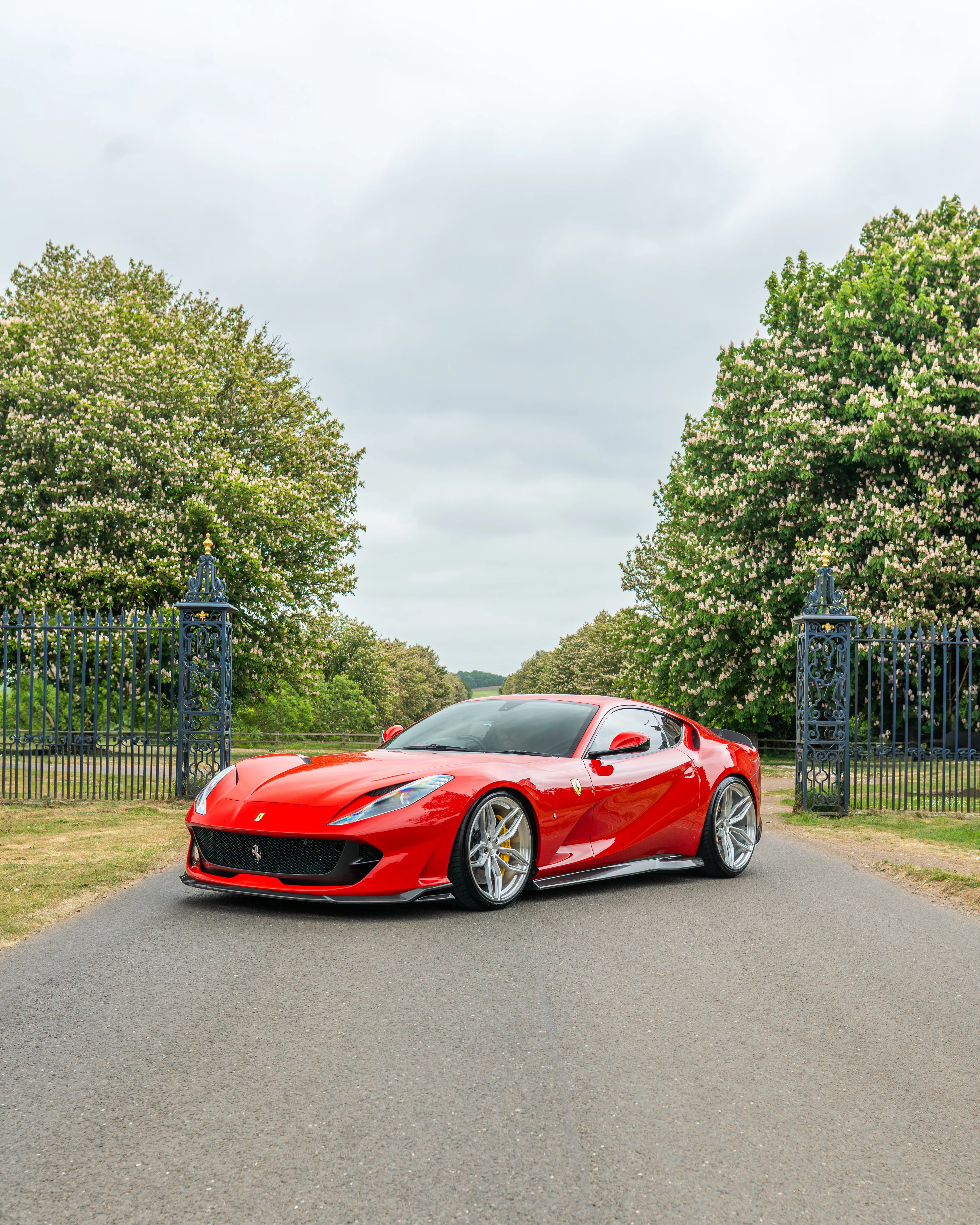 FERRARI 812 SUPERFAST CARBON FIBRE KIT V2 - CT DESIGN - Image 20