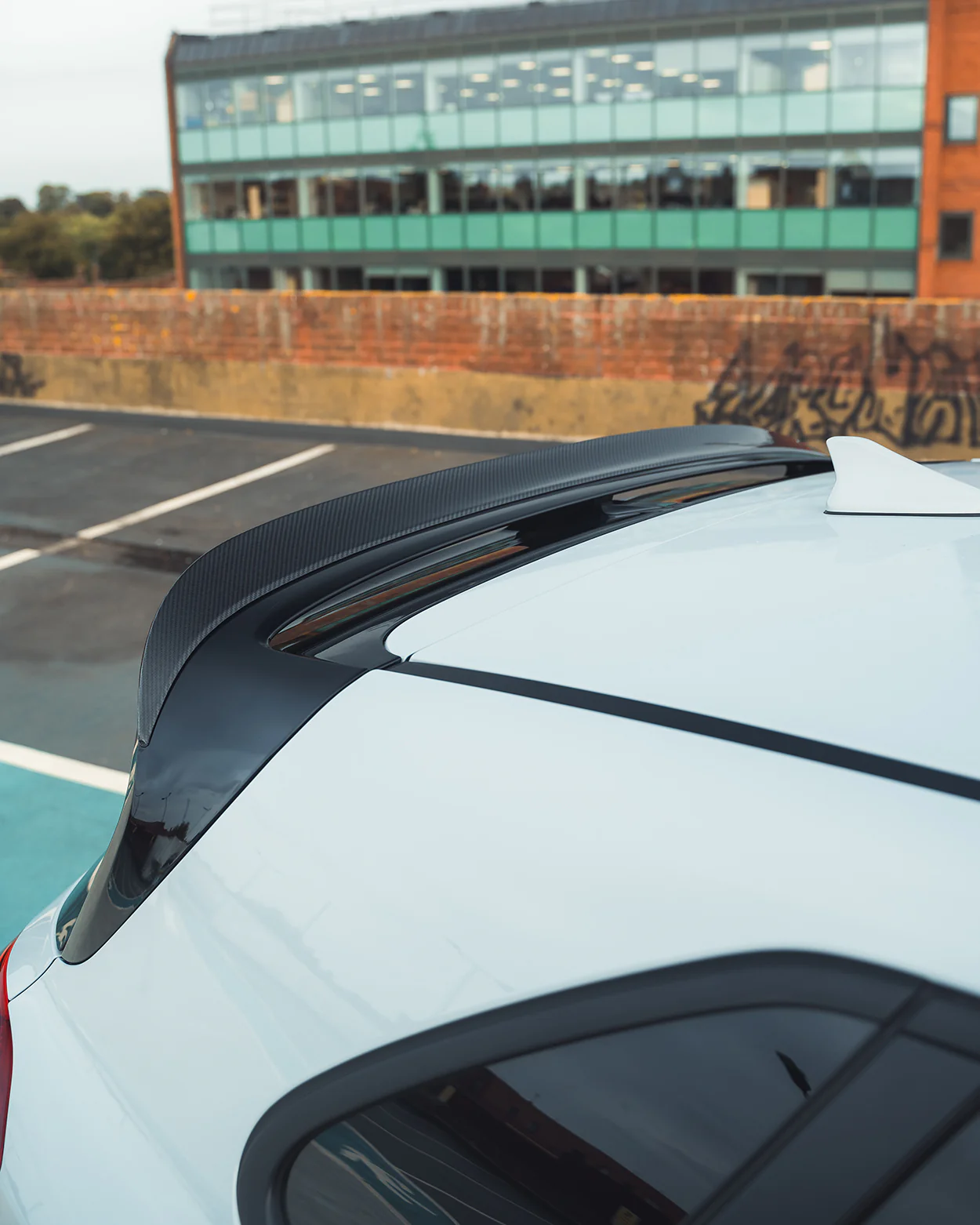 HYUNDAI i30N CARBON FIBRE SPOILER - CT DESIGN - Image 2