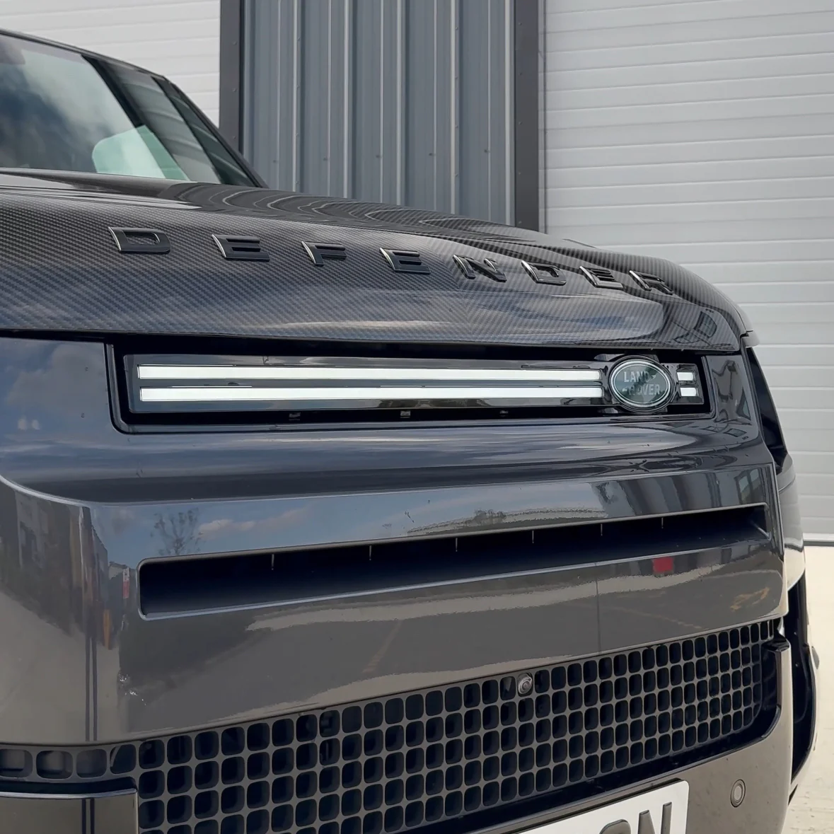 LAND ROVER DEFENDER L663 110 & 90 FRONT GRILLE LED LIGHT - Image 4