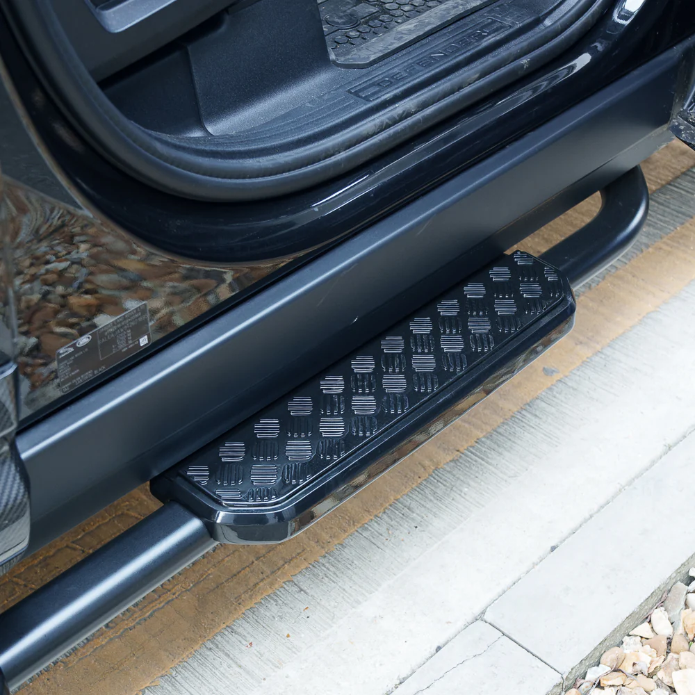 LAND ROVER DEFENDER L663 110 SIDE STEPS - Image 3