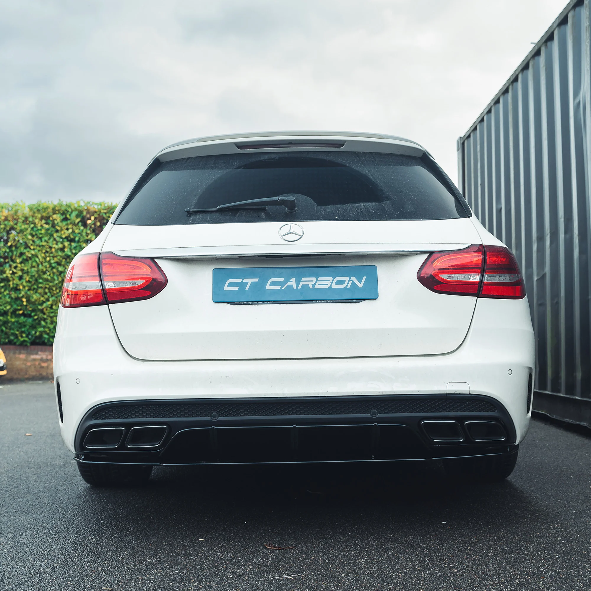 MERCEDES C-CLASS SALOON/ESTATE W205 GLOSS BLACK DIFFUSER & BLACK TIPS - Image 5