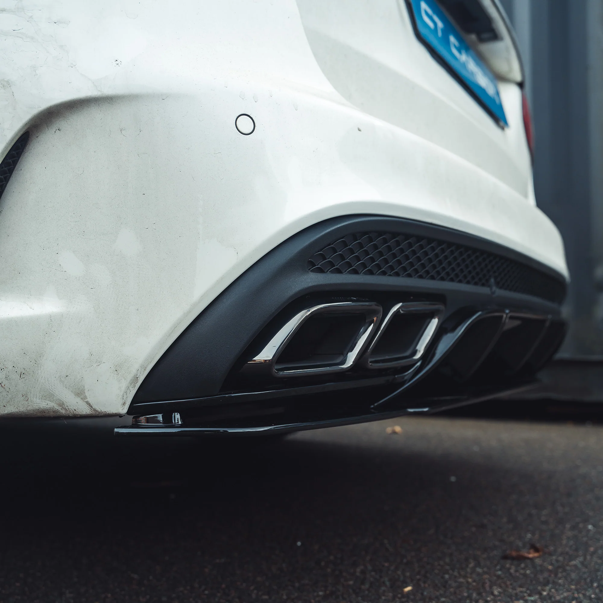 MERCEDES C-CLASS SALOON/ESTATE W205 GLOSS BLACK DIFFUSER & BLACK TIPS - Image 6