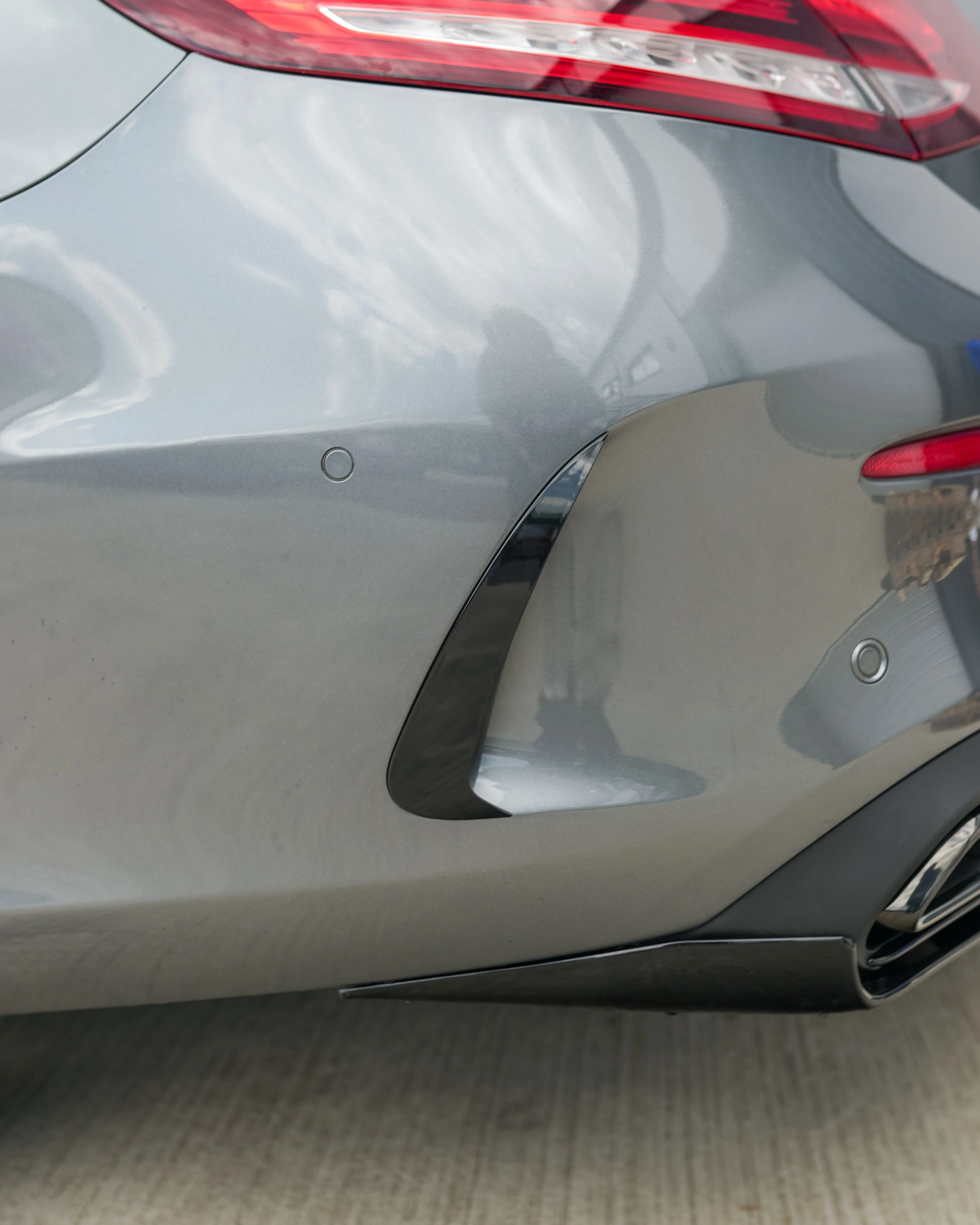 MERCEDES C-CLASS & C43 W205 COUPE GLOSS BLACK REAR BUMPER TRIM - Image 4