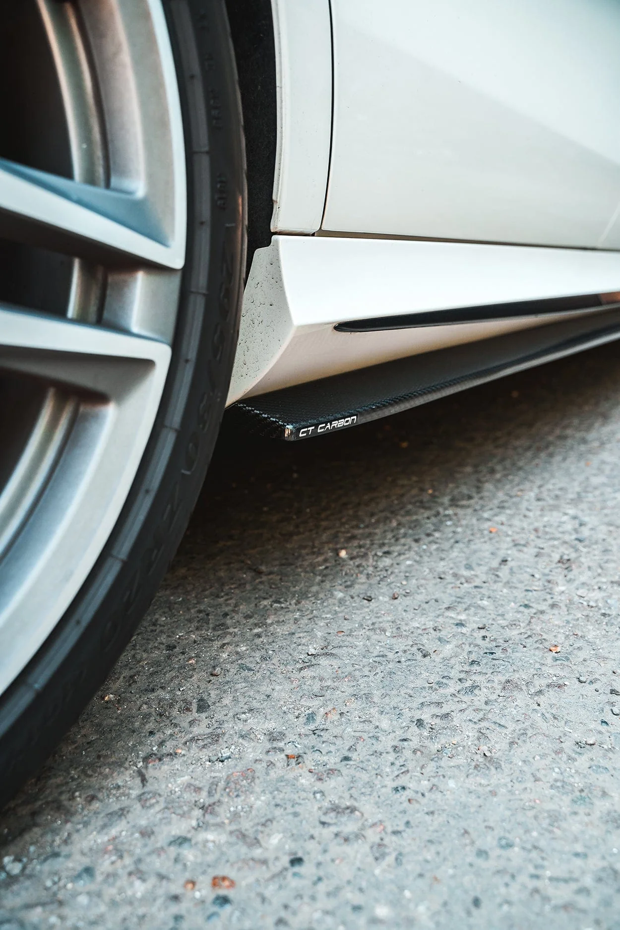 MERCEDES E63 W213 CARBON FIBRE SIDE SKIRTS - CT DESIGN - Image 4