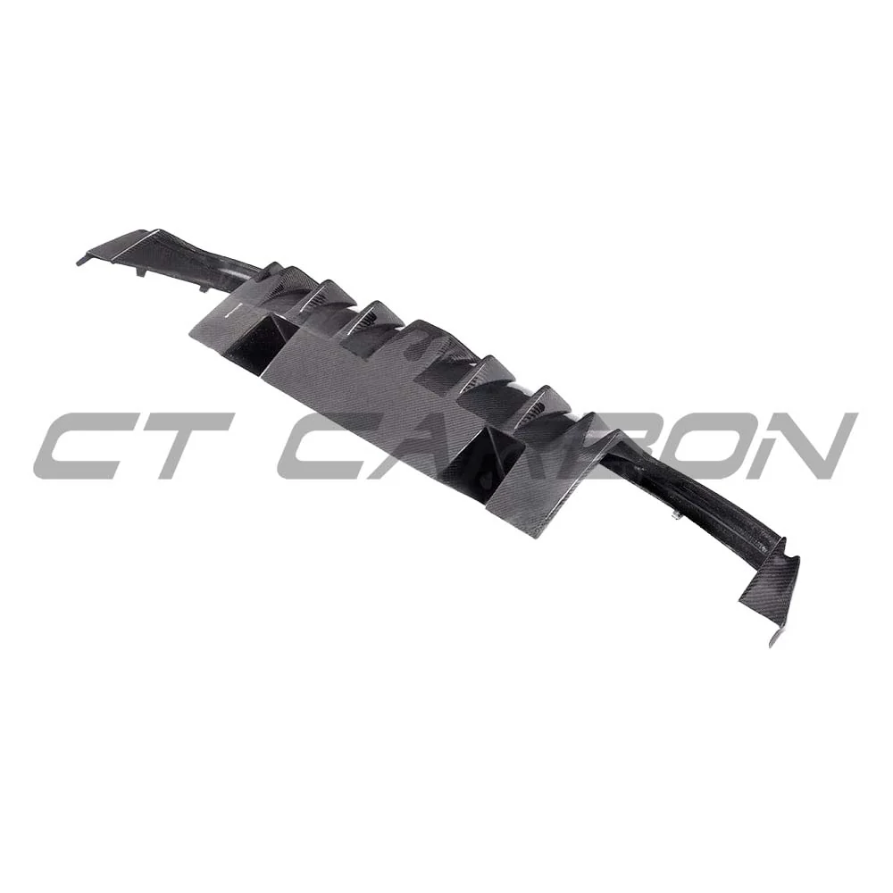 MERCEDES W205 C63 & C63S SALOON 4DR CARBON FIBRE DIFFUSER & EXHAUST TIPS - Image 9