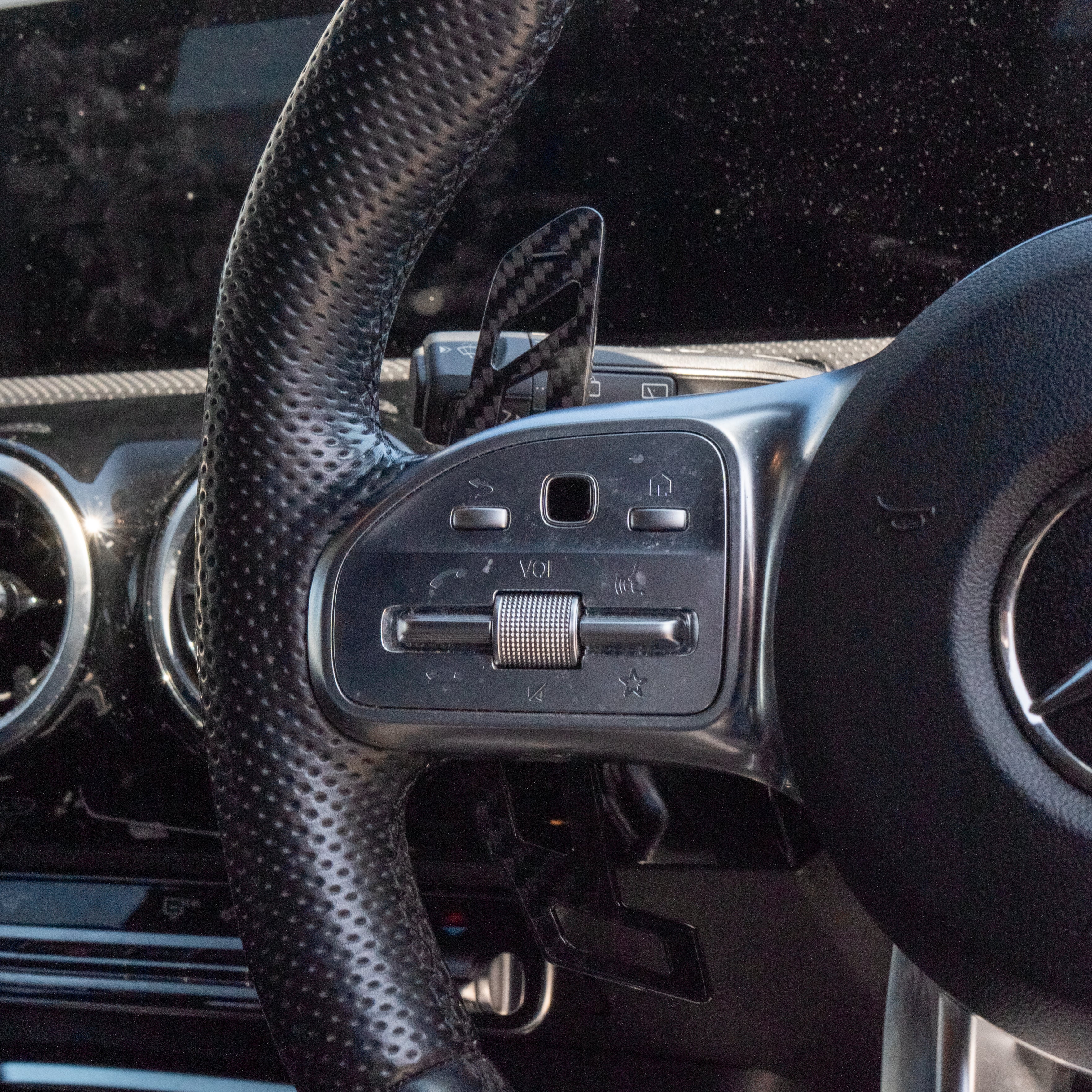MERCREDES AMG MAGNETIC CARBON FIBRE SHIFTER PADDLES - Image 5