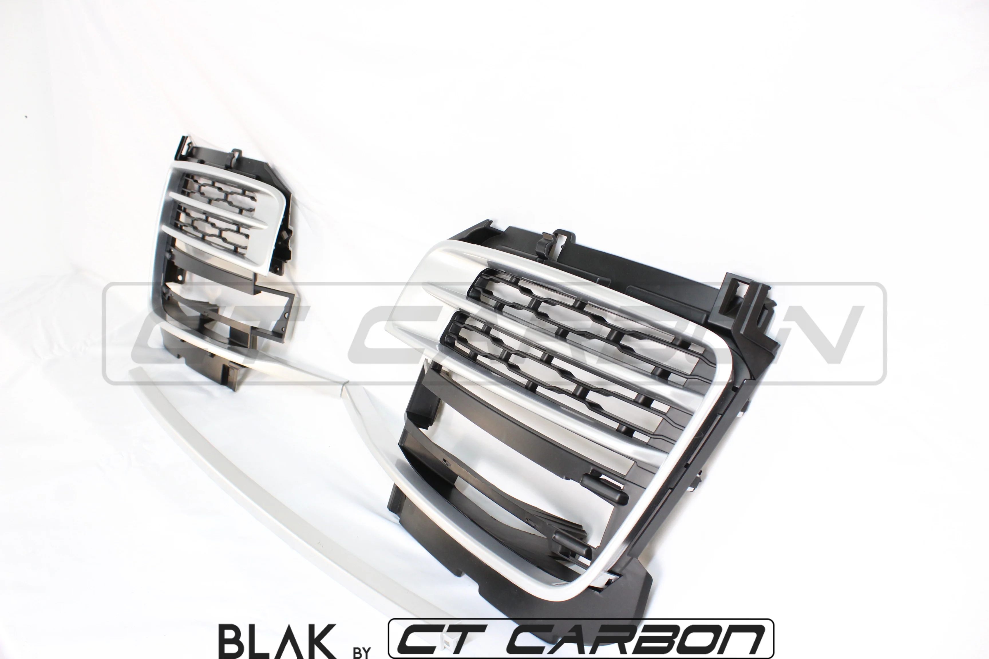 RANGE ROVER VOGUE L405 SVA-STYLE GRILLE PACK - 2018+ - Image 7
