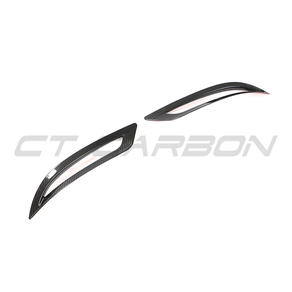 TESLA MODEL 3 2017-2023 CARBON FIBRE REAR REFLECTOR COVER - Image 4