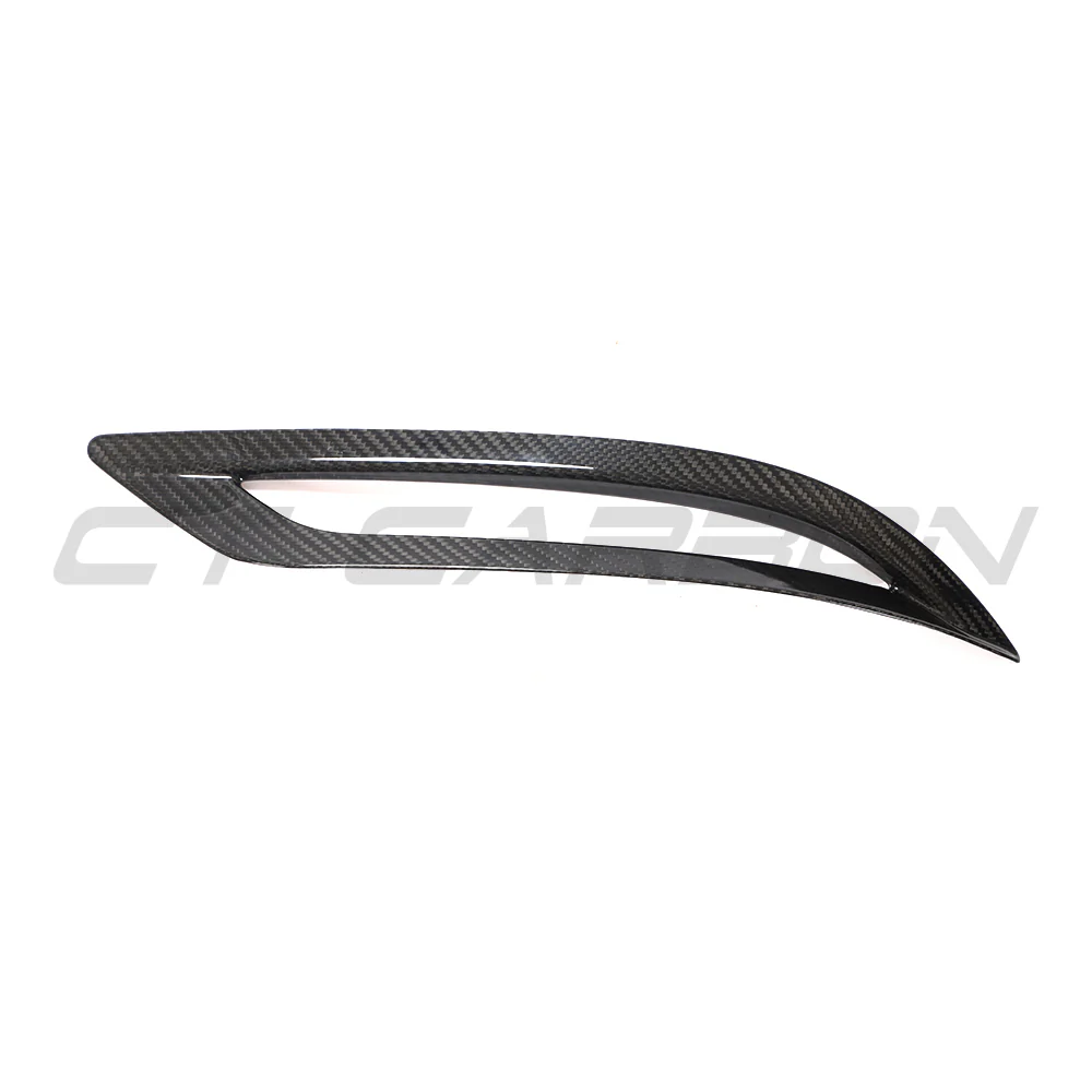 TESLA MODEL 3 2017-2023 CARBON FIBRE REAR REFLECTOR COVER - Image 5