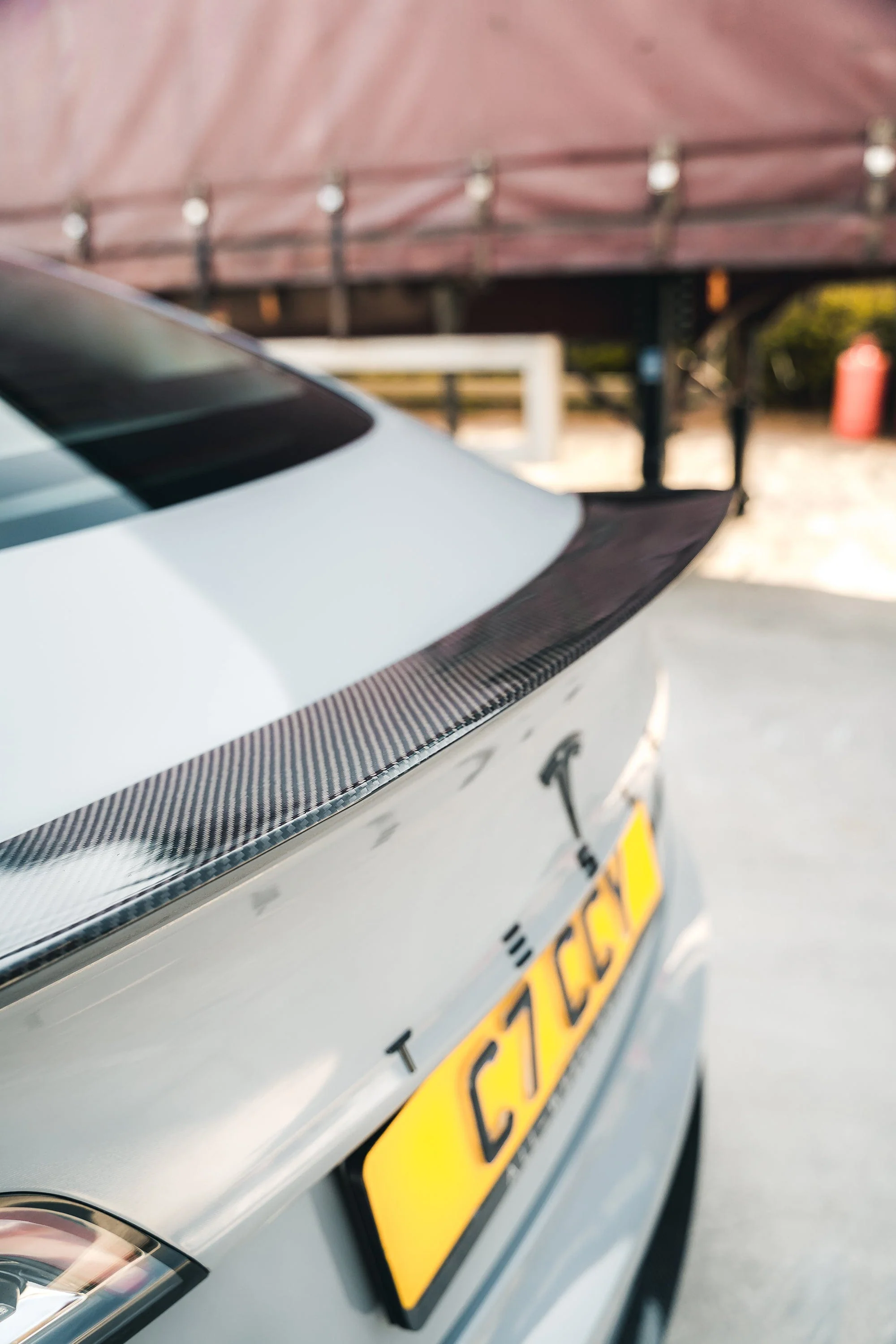 TESLA MODEL 3 2017-2023 CARBON FIBRE SPOILER - V1 - Image 2