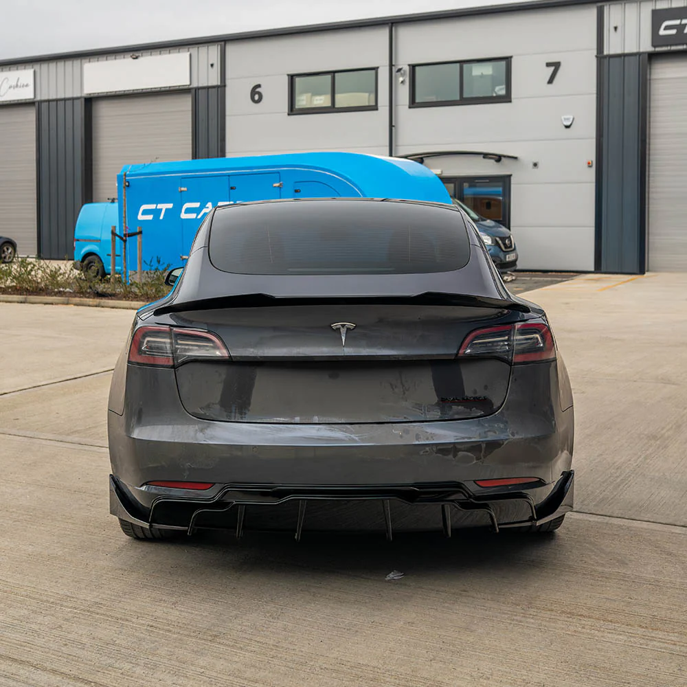 TESLA MODEL 3 FULL GLOSS BLACK KIT - Image 7