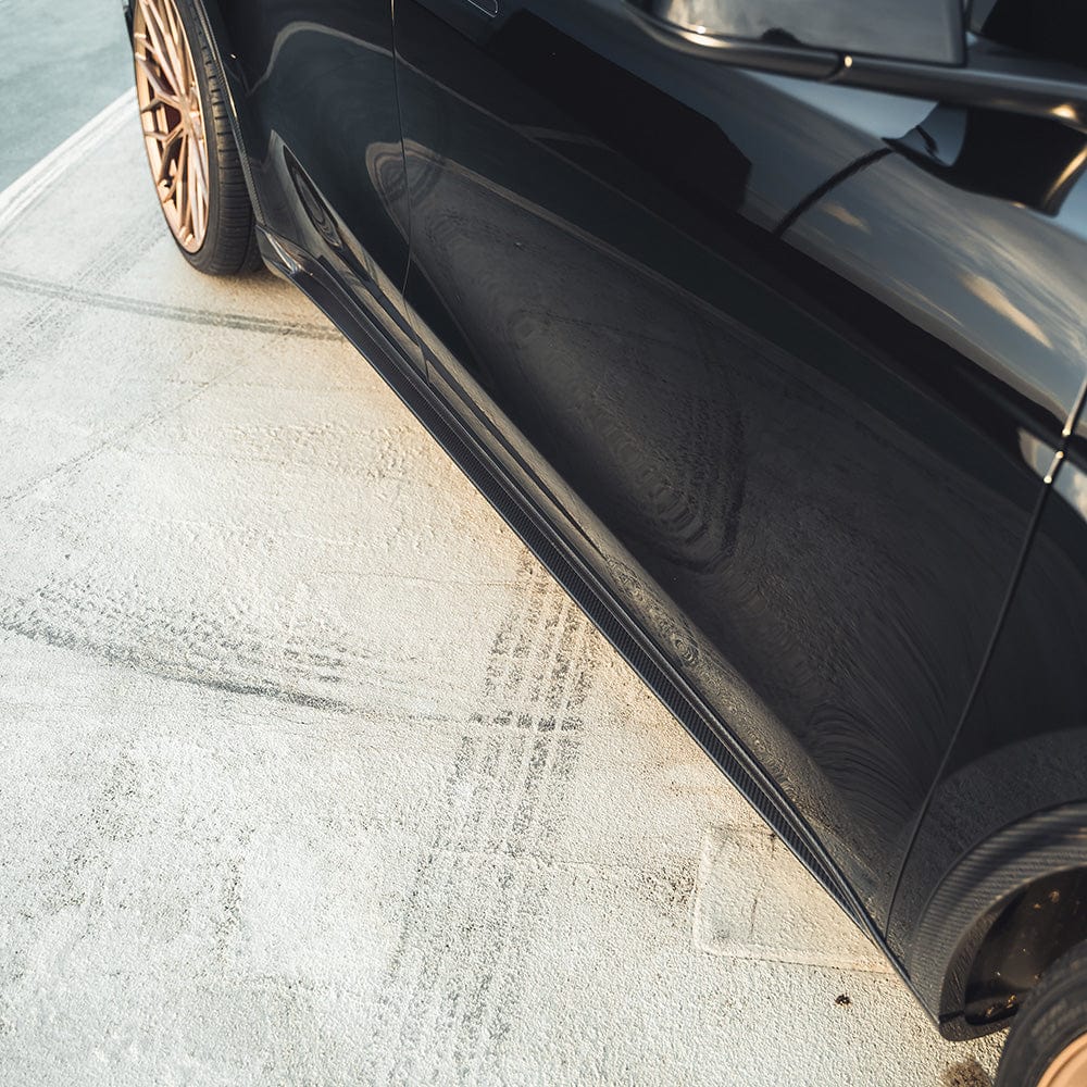 TESLA MODEL Y MK1 2020-2025 CARBON FIBRE SIDE SKIRTS - Image 3