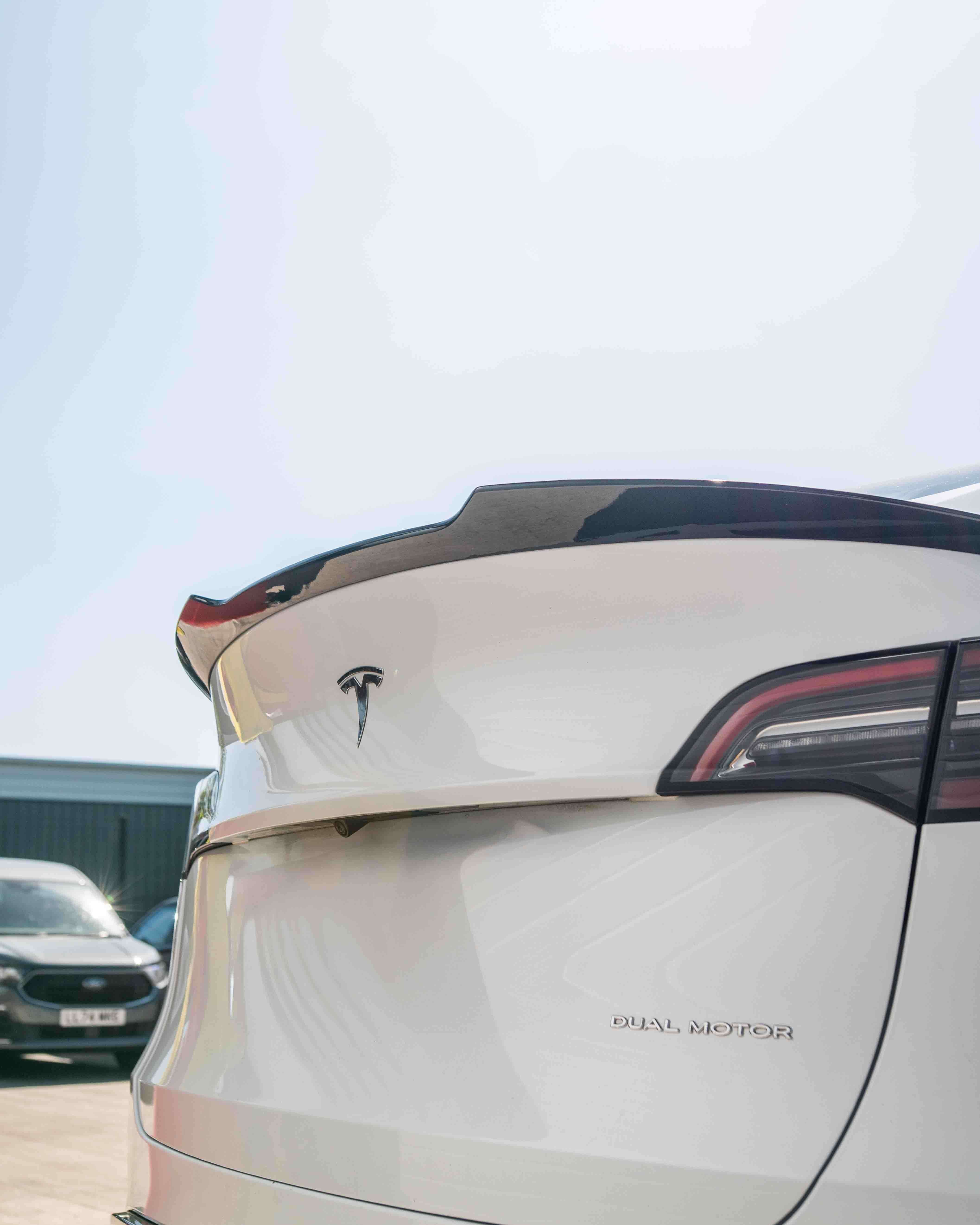 TESLA MODEL Y MK1 2020-2025 FULL GLOSS BLACK KIT - Image 4