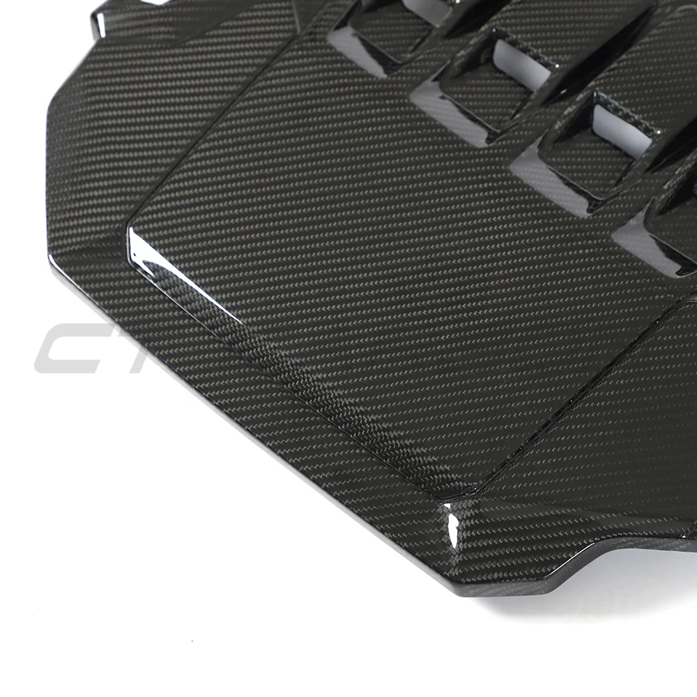 VW GOLF MK8 2020+ GTI CARBON FIBRE ENGINE COVER - Image 9